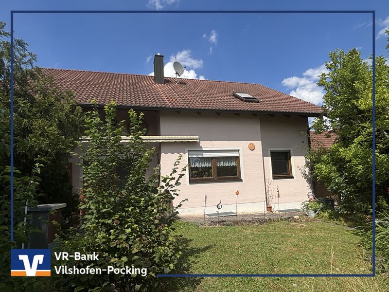 Gemütliches Ein- oder Zweifamilienhaus in ruhiger Siedlungslage in Haarbach
